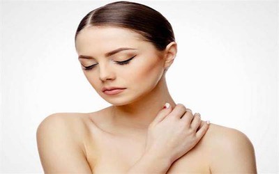 告别腋下烦恼 科学选择狐臭治疗途径